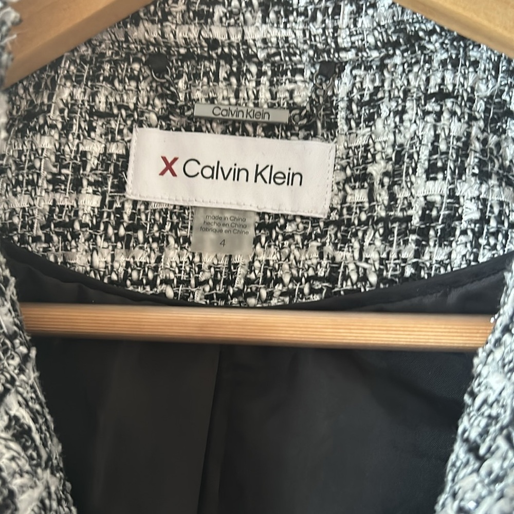 Jacket - Picture 2 of 4